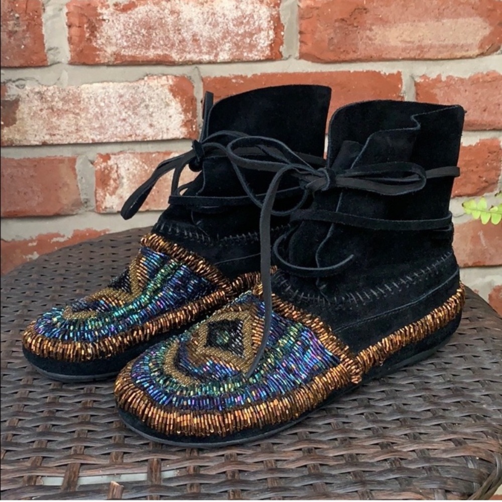 House of Harlow 1960 Suede Boots Size 6